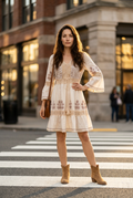 Vestido Corto Bohemio de Poliester con Mangas y Encaje Crochet