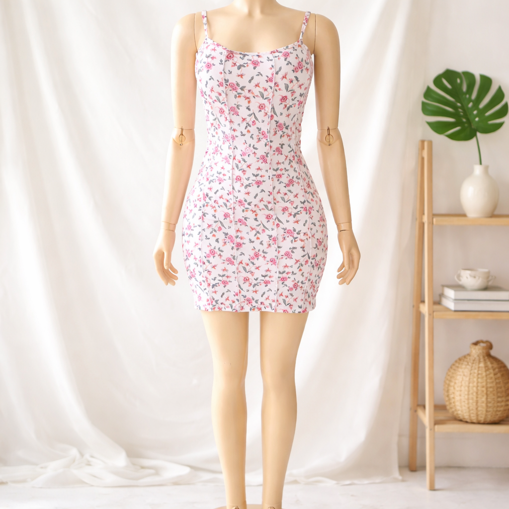Vestido Floral Ajustado con Tirantes Finos