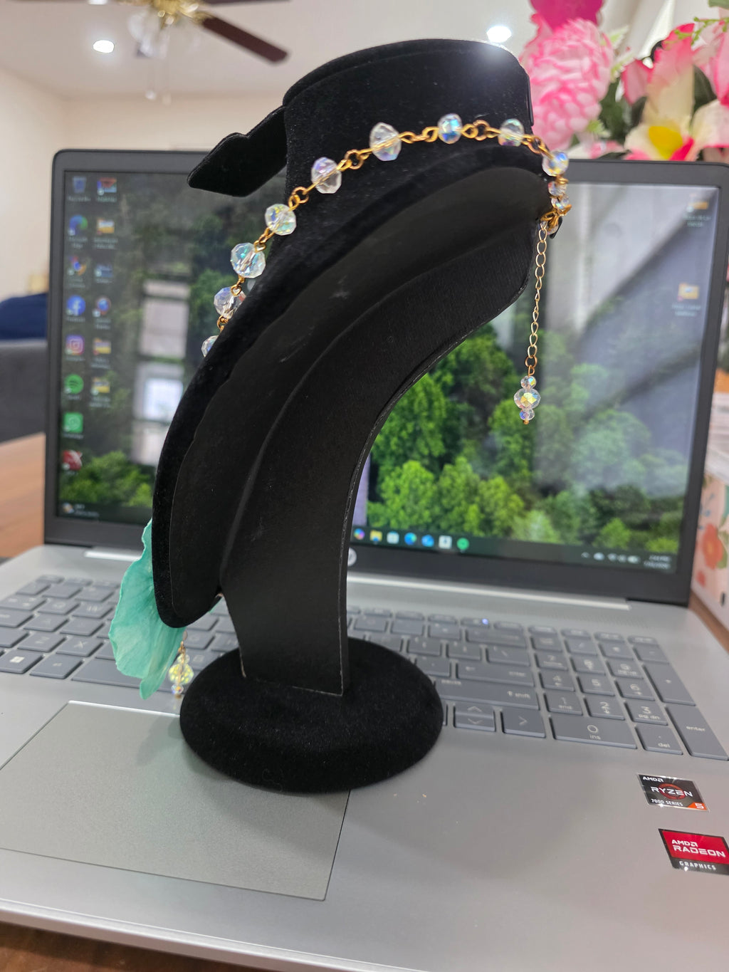 Collar Orquidea Esmeralda Preservada - Hecho a Mano